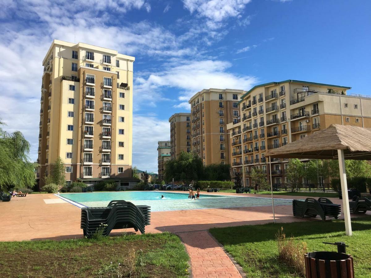 Luxury Apartment With Pool In North Bucharest Cretuleasca Luaran gambar
