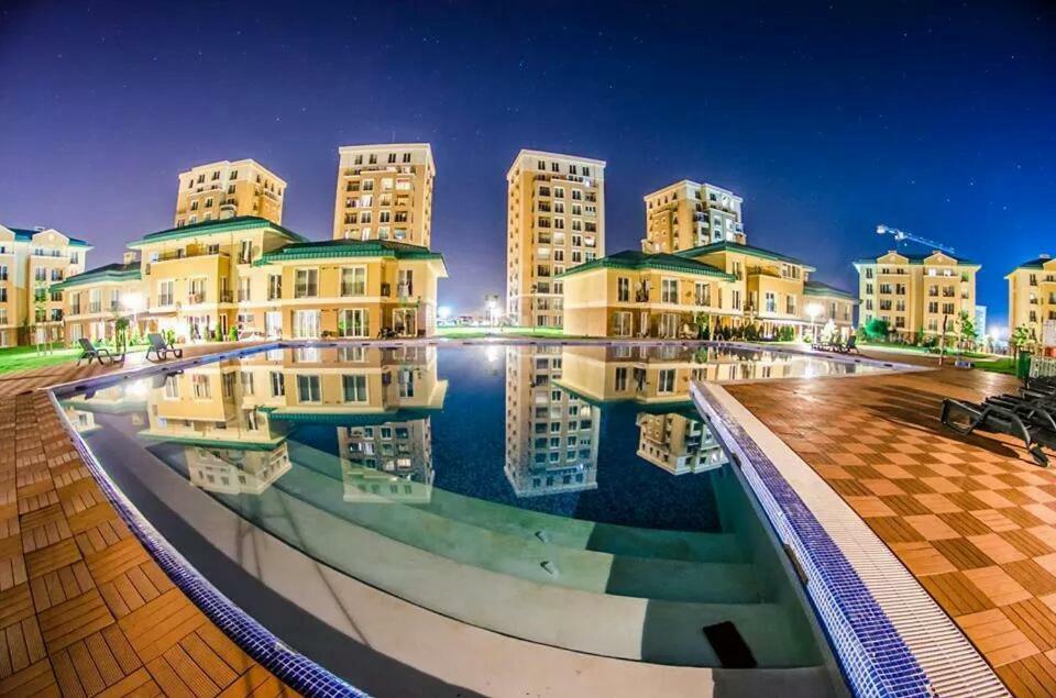 Luxury Apartment With Pool In North Bucharest Cretuleasca Luaran gambar